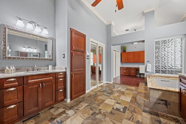 11806 Silkwood CV, Austin, TX 78739