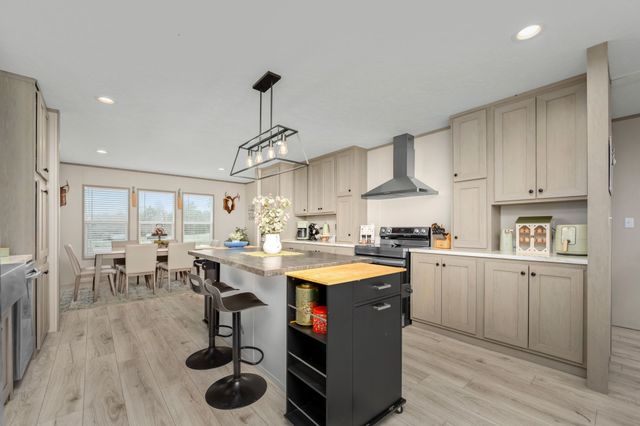 505 Philippi Rd, Wartrace, TN 37183