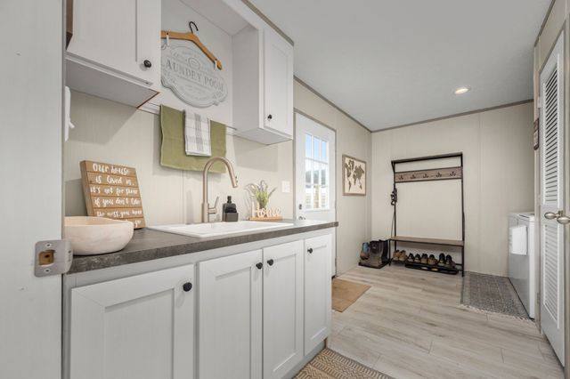 505 Philippi Rd, Wartrace, TN 37183