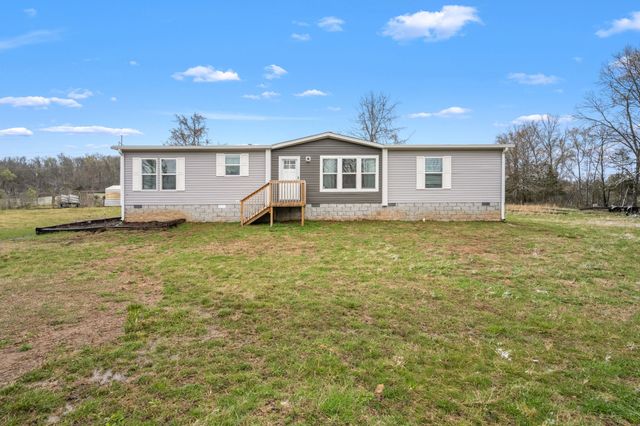 505 Philippi Rd, Wartrace, TN 37183