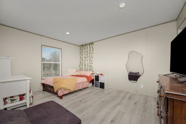 505 Philippi Rd, Wartrace, TN 37183