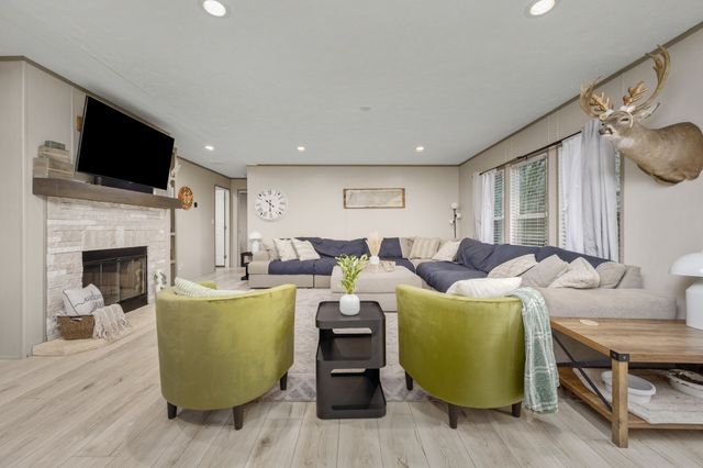 505 Philippi Rd, Wartrace, TN 37183