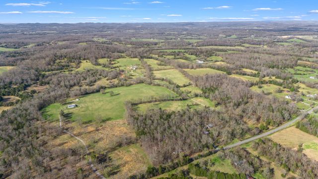 505 Philippi Rd, Wartrace, TN 37183