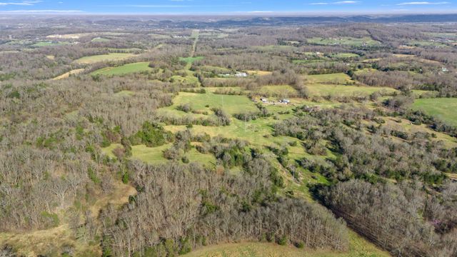 505 Philippi Rd, Wartrace, TN 37183