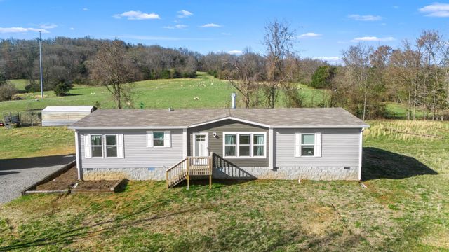 505 Philippi Rd, Wartrace, TN 37183