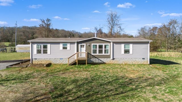 505 Philippi Rd, Wartrace, TN 37183