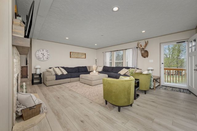 505 Philippi Rd, Wartrace, TN 37183