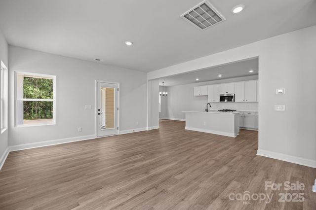 4029 Grommet Court, Matthews, NC 28105