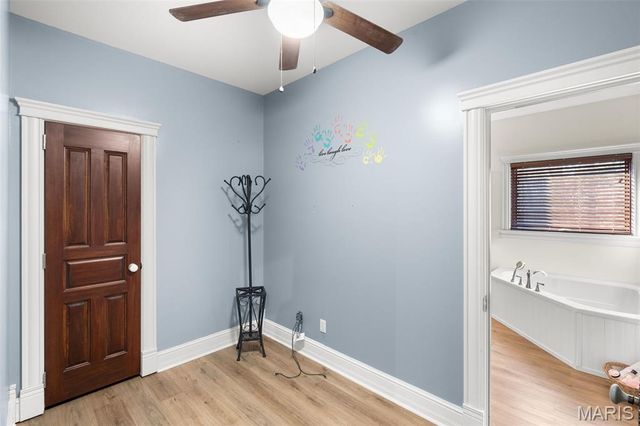 330 Stonehenge Drive, Washington, MO 63090