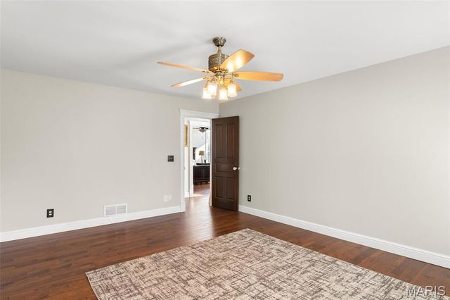 330 Stonehenge Drive, Washington, MO 63090