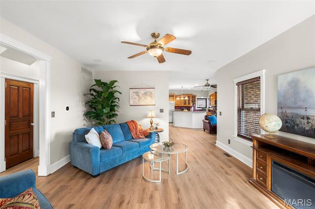 330 Stonehenge Drive, Washington, MO 63090