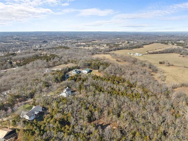 330 Stonehenge Drive, Washington, MO 63090