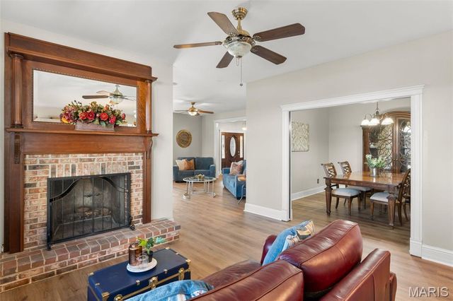 330 Stonehenge Drive, Washington, MO 63090