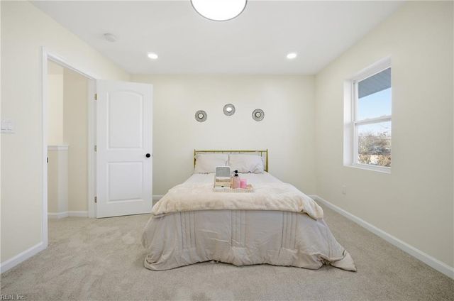 4905 Warwick BLVD, Newport News, VA 23607