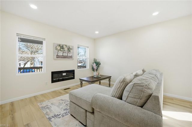 4905 Warwick BLVD, Newport News, VA 23607