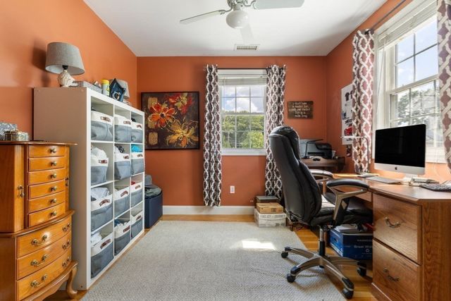 22 Aberdeen Ave, Waltham, MA 02453