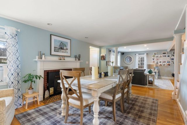 22 Aberdeen Ave, Waltham, MA 02453