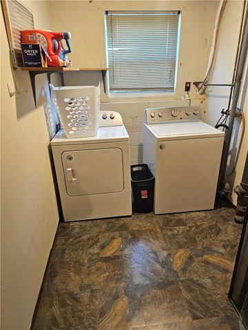 651 W Martindale Road, Englewood, OH 45322
