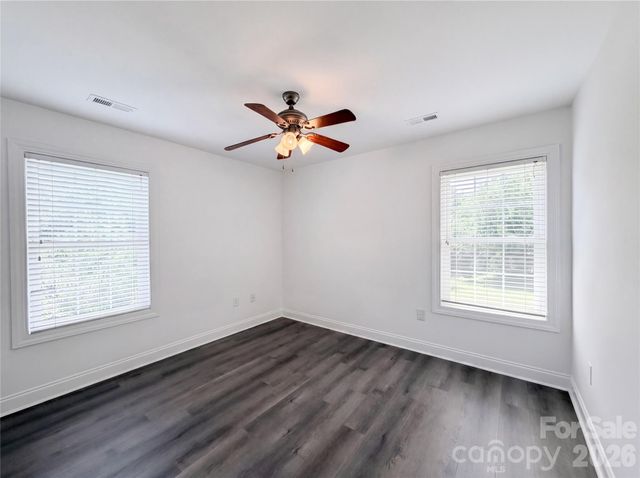106 Woodfield Lane, Cherryville, NC 28021