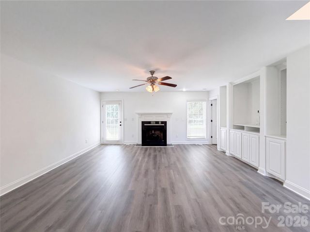 106 Woodfield Lane, Cherryville, NC 28021