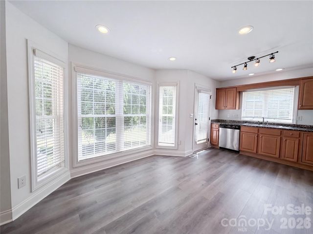 106 Woodfield Lane, Cherryville, NC 28021