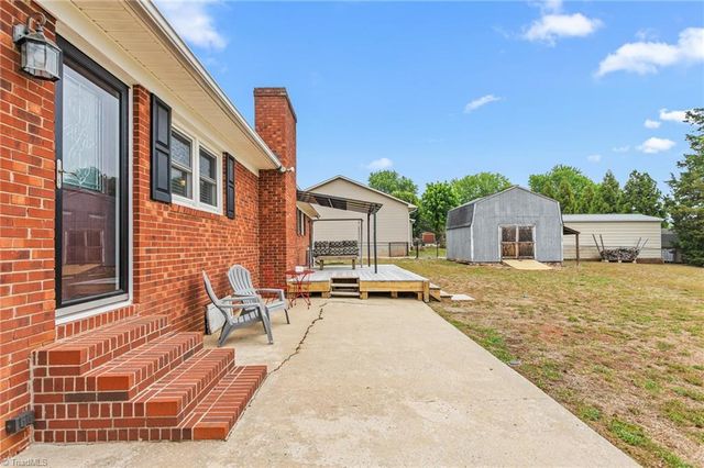 3810 Azalea Lane, Trinity, NC 27370