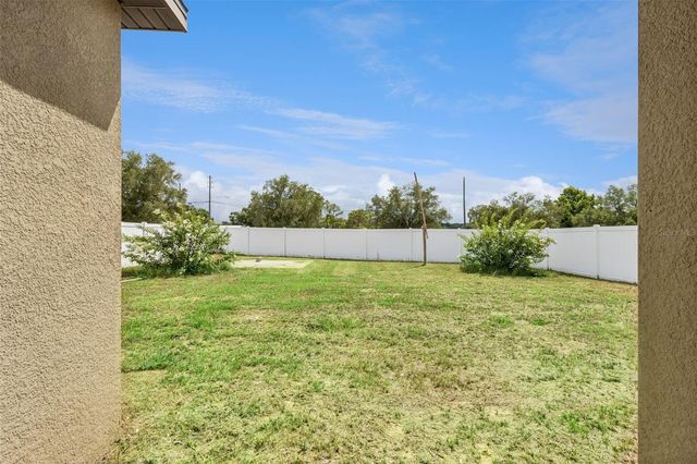 647 CHICAGO WAY, Dundee, FL 33838