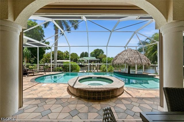 2106 SE 20th LN, Cape Coral, FL 33990