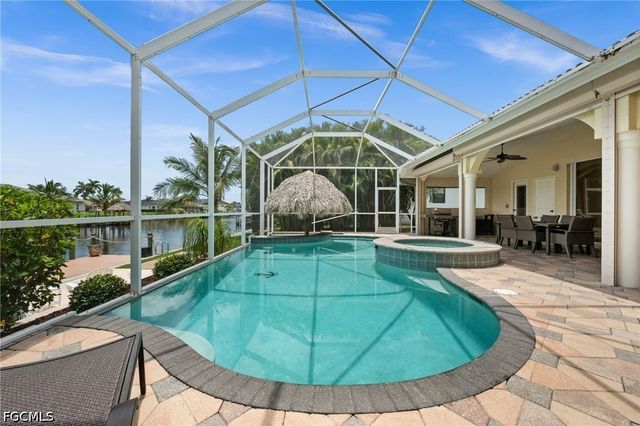 2106 SE 20th LN, Cape Coral, FL 33990