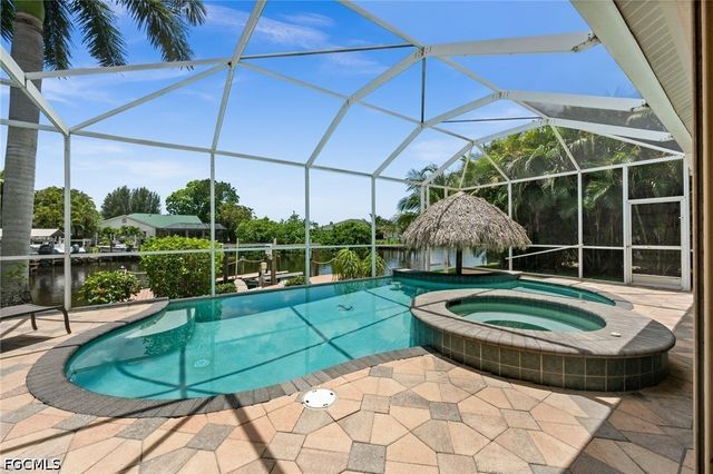 2106 SE 20th LN, Cape Coral, FL 33990
