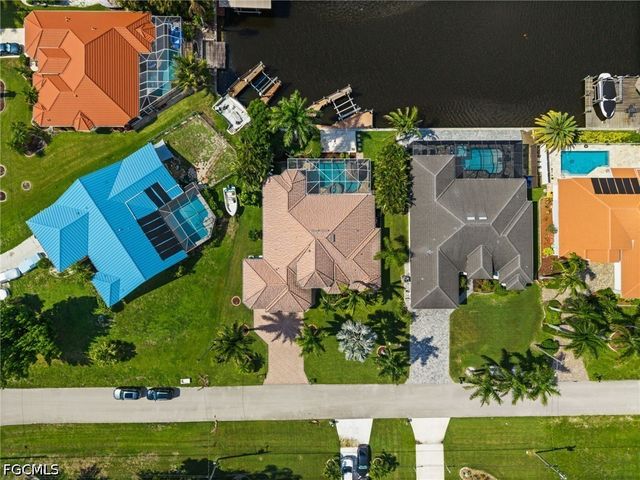 2106 SE 20th LN, Cape Coral, FL 33990