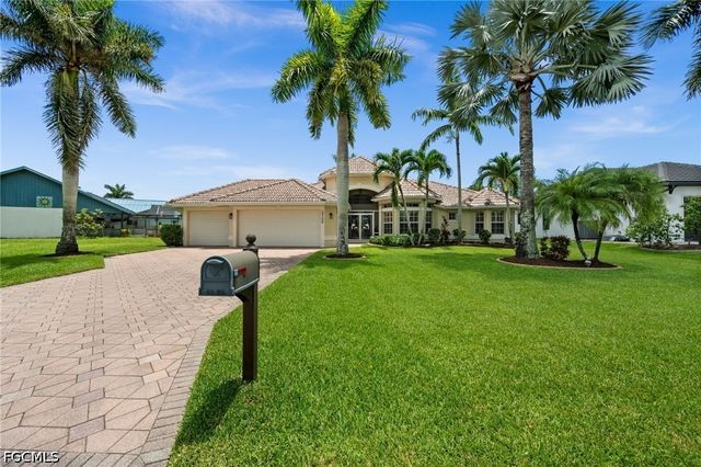 2106 SE 20th LN, Cape Coral, FL 33990