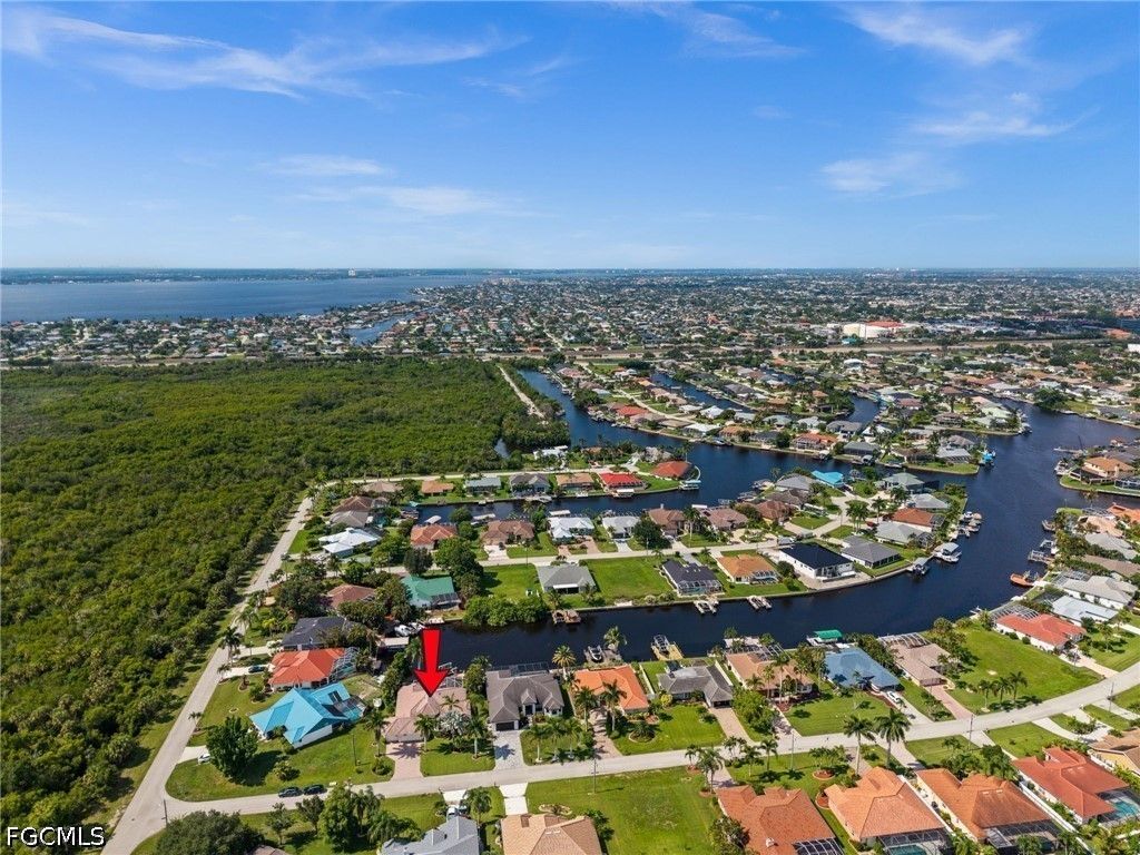 2106 SE 20th LN, Cape Coral, FL 33990