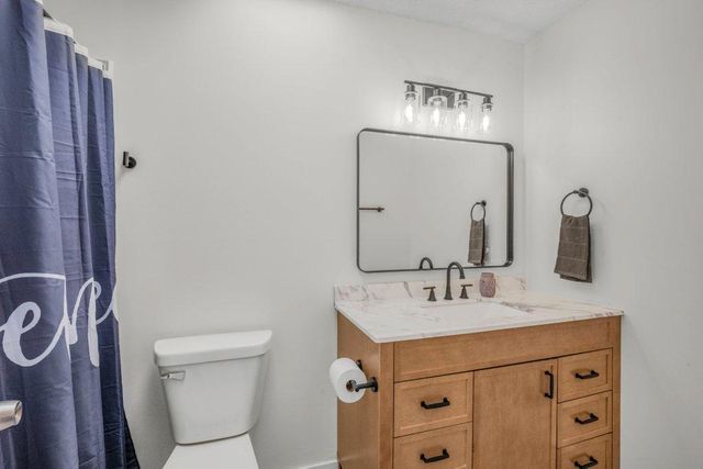 1065 89th Avenue NE, Blaine, MN 55434