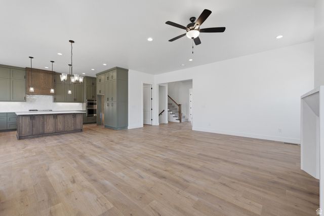 7192 S CAMPION DR, West Jordan, UT 84084