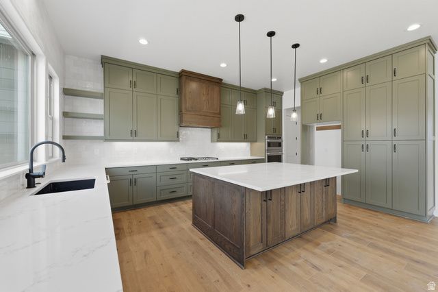 7192 S CAMPION DR, West Jordan, UT 84084
