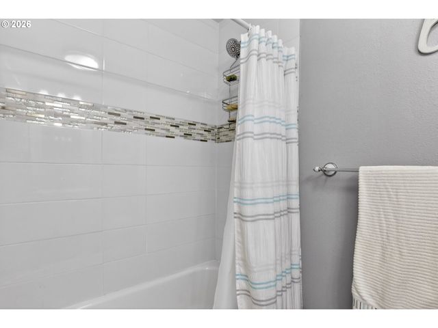 31511 Se BLUFF Rd, Gresham, OR 97080