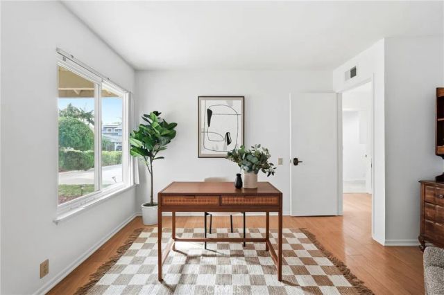 4161 Old Mill St, Irvine, CA 92604