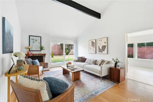 4161 Old Mill St, Irvine, CA 92604