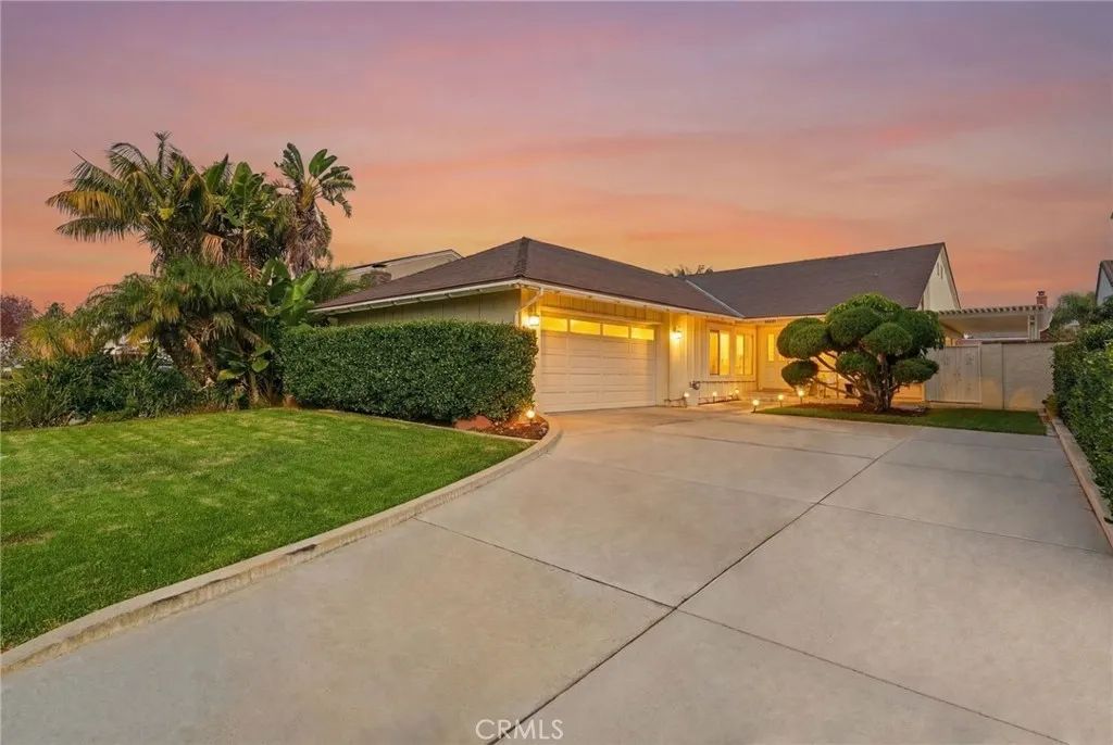 4161 Old Mill St, Irvine, CA 92604