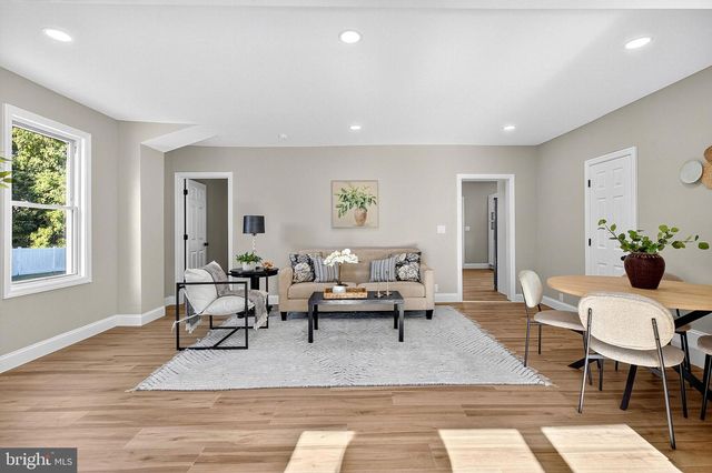 113 CENTRE, Mount Ephraim, NJ 08059