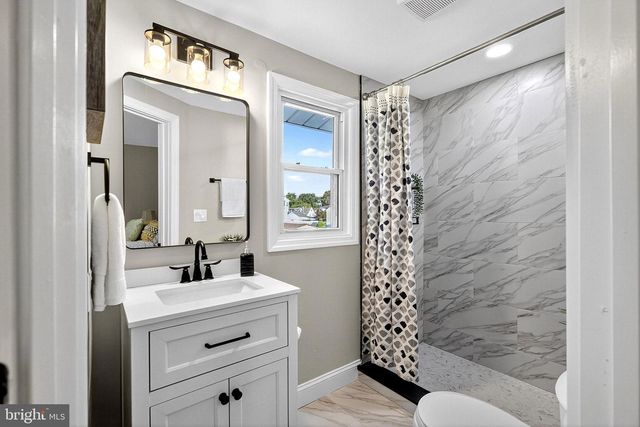 113 CENTRE, Mount Ephraim, NJ 08059