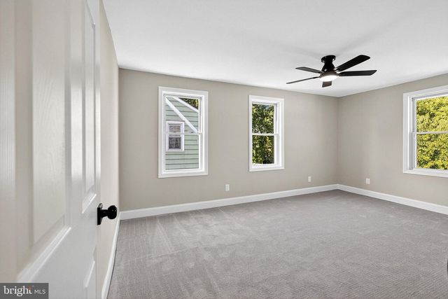 113 CENTRE, Mount Ephraim, NJ 08059