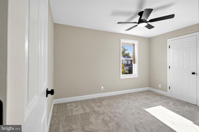 113 CENTRE, Mount Ephraim, NJ 08059