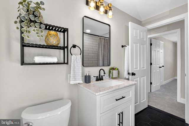 113 CENTRE, Mount Ephraim, NJ 08059