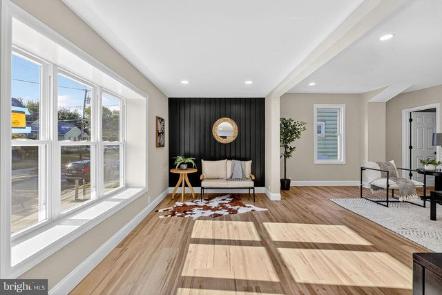 113 CENTRE, Mount Ephraim, NJ 08059