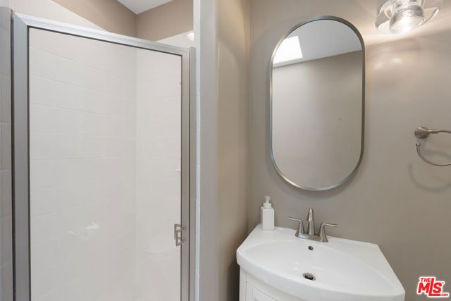 2216 4th Street 7, Santa Monica, CA 90405