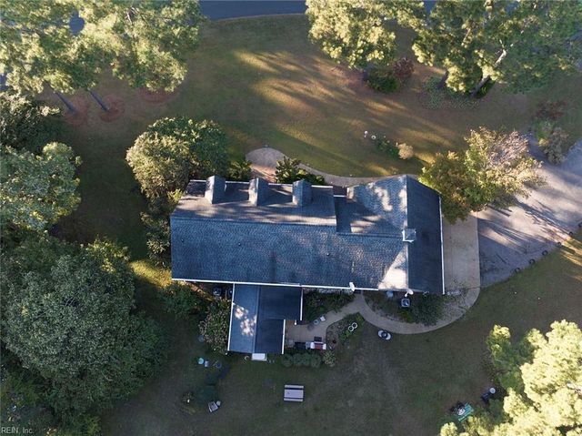 229 Skipjack LN, Cobbs Creek, VA 23035