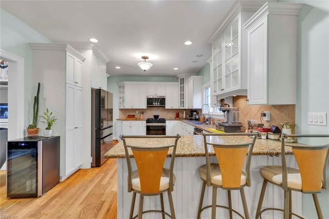 229 Skipjack LN, Cobbs Creek, VA 23035