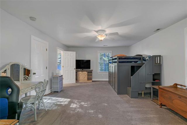 229 Skipjack LN, Cobbs Creek, VA 23035